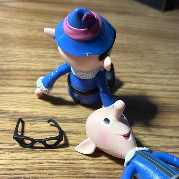 Rudolph the Red nose Reindeer Vintage Christmas Figurine Set - Picture 9 of 14